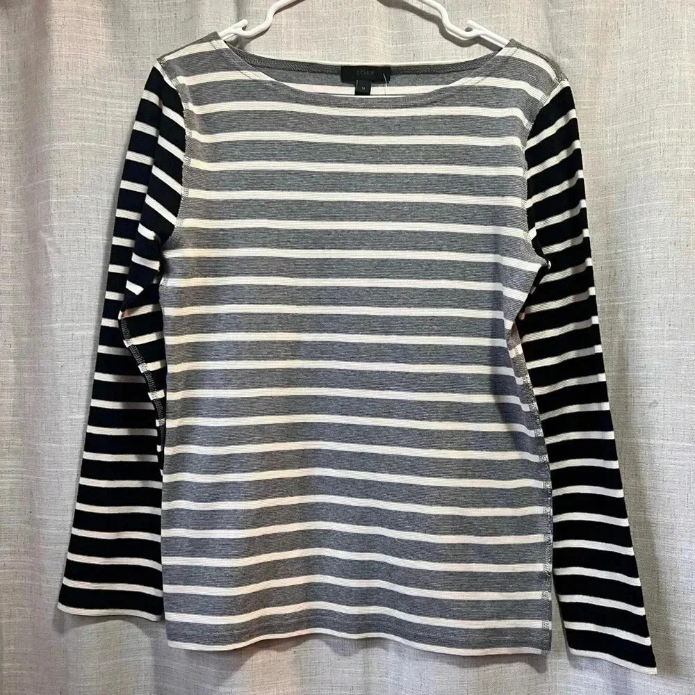 J Crew | (NWT) Long Sleeve Top w/ Grey & Black Two Toned Stripes Women’s Medium